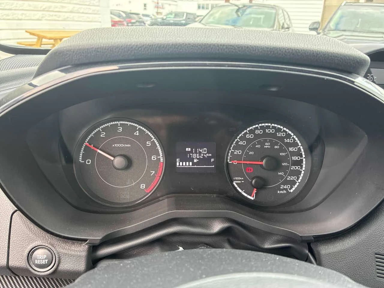 Subaru Crosstrek * Manual * CARFAX * ПОДГРЕВИ * KEYLESS , снимка 8 - Автомобили и джипове - 55130925