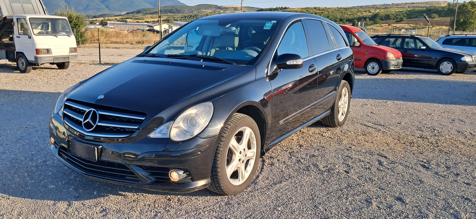 Mercedes-Benz R 300 3.0cdi, снимка 2 - Автомобили и джипове - 55565012
