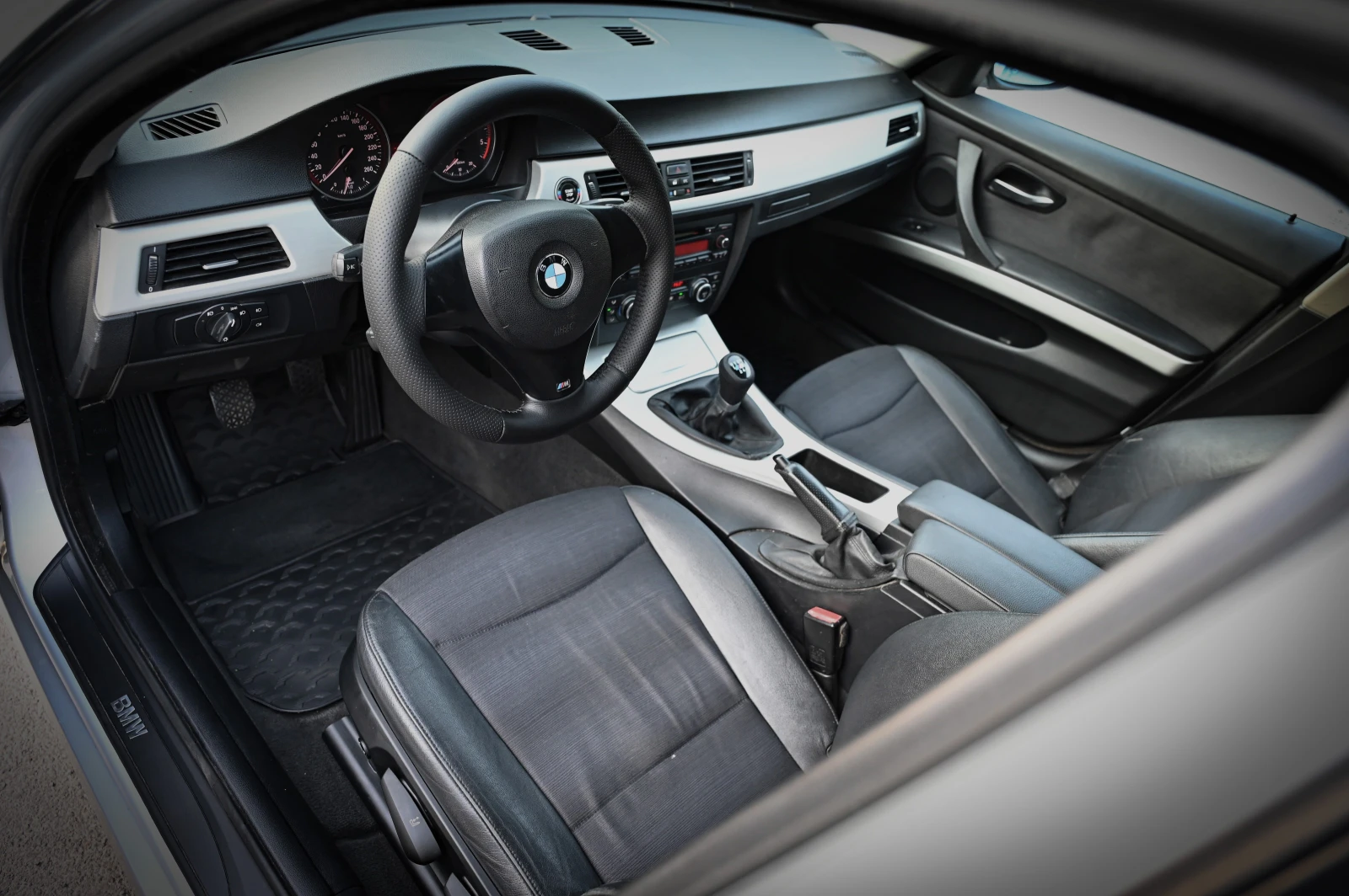 BMW 325 D M57, снимка 9 - Автомобили и джипове - 55654434