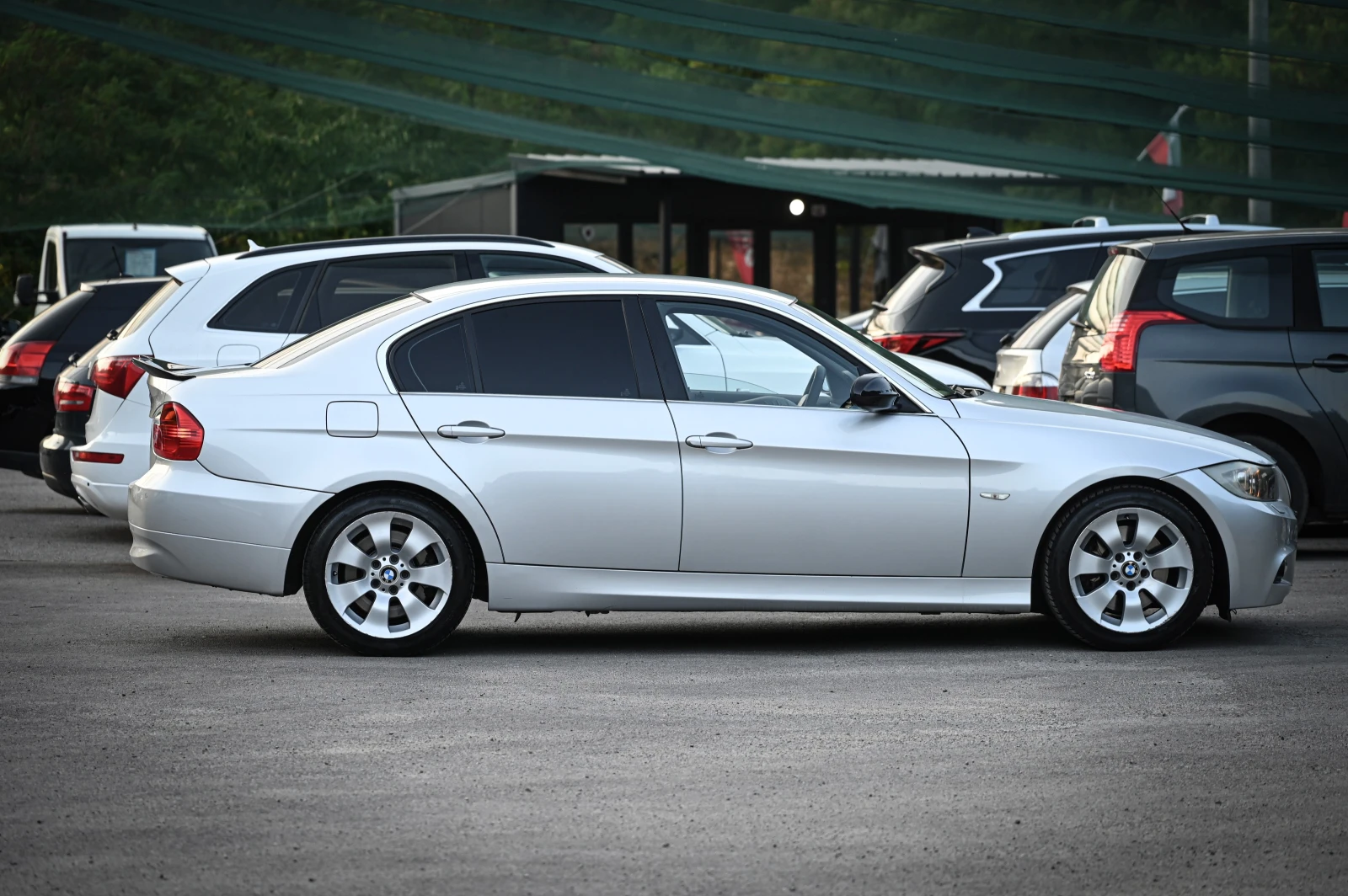 BMW 325 D M57, снимка 6 - Автомобили и джипове - 55654434