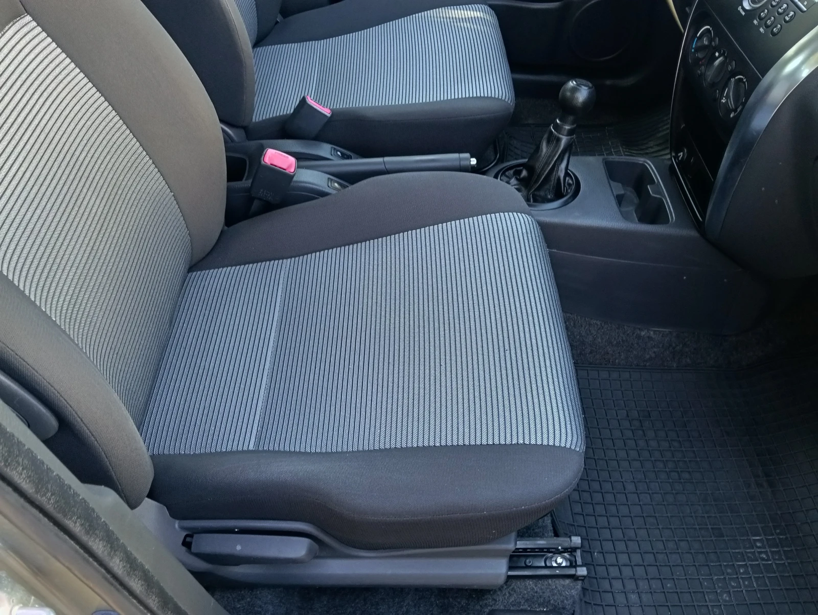 Fiat Sedici 1.6i, снимка 10 - Автомобили и джипове - 55704532