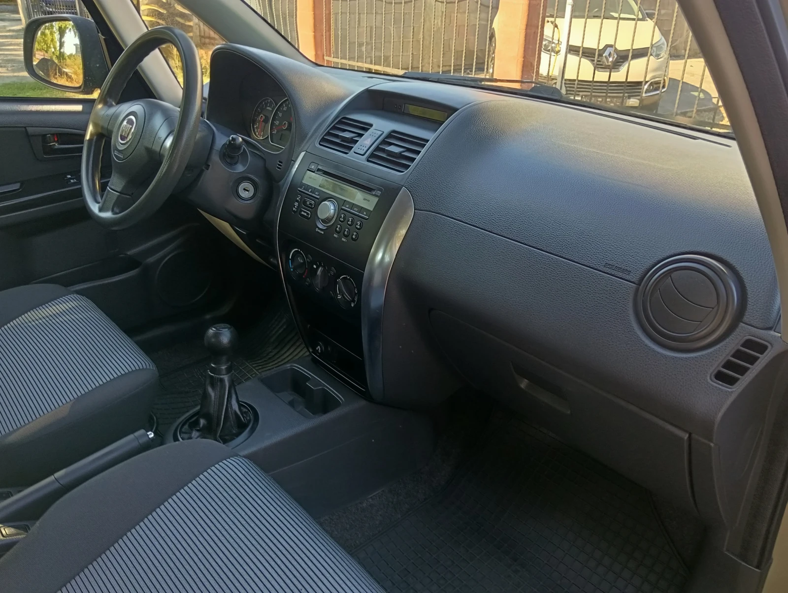 Fiat Sedici 1.6i, снимка 11 - Автомобили и джипове - 55704532