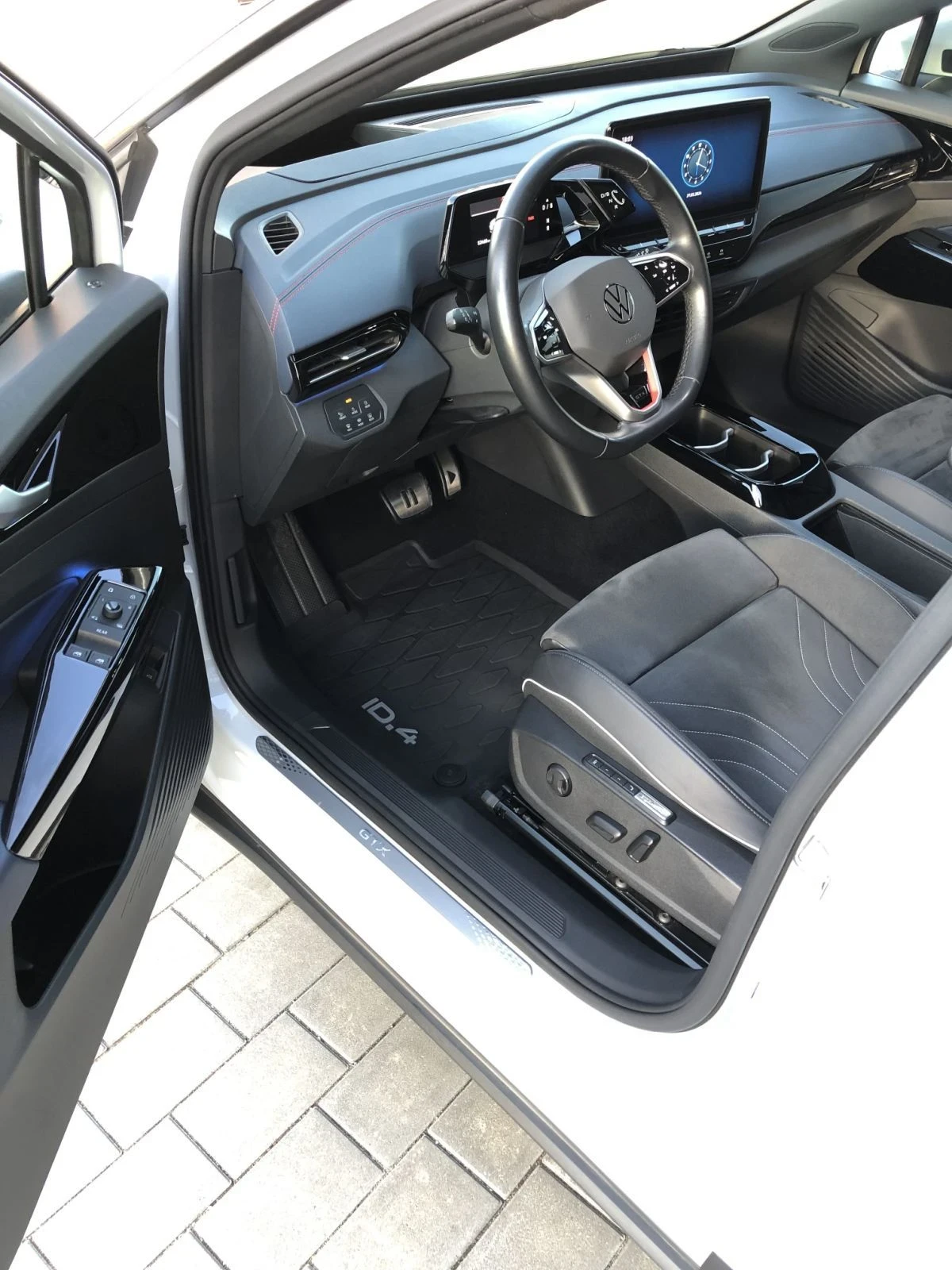 VW ID.4 GTX, снимка 8 - Автомобили и джипове - 55771536