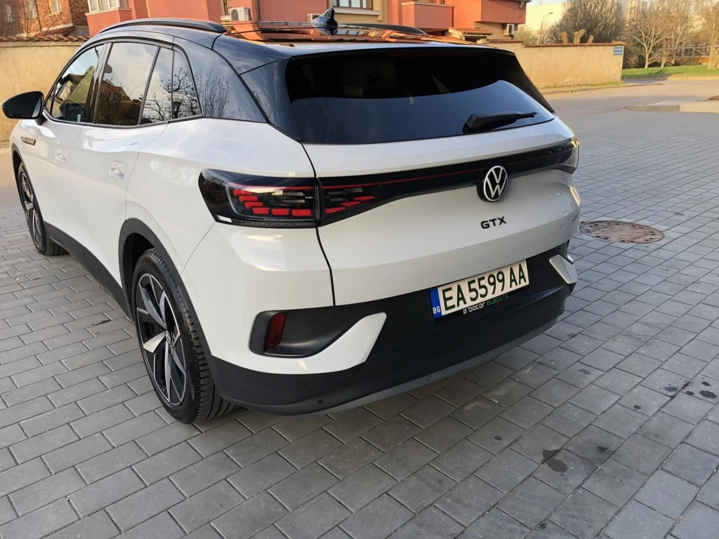 VW ID.4 GTX, снимка 3 - Автомобили и джипове - 55771536