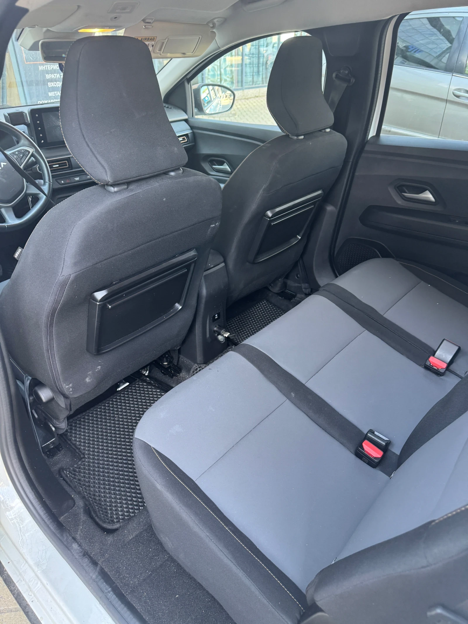 Dacia Jogger, снимка 6 - Автомобили и джипове - 56093563