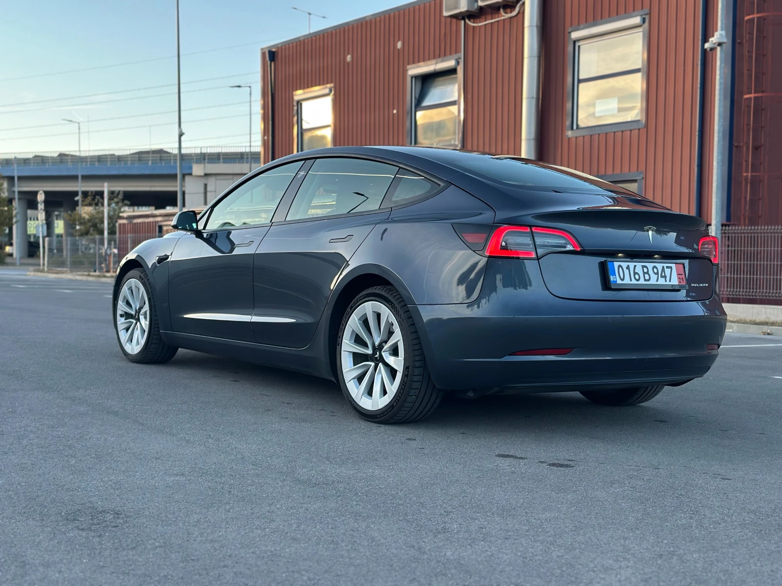 Tesla Model 3 Long Range AWD Facelift ���������� | Mobile.bg � ����������� 4