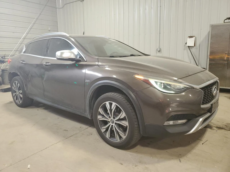 Infiniti QX30, снимка 4 - Автомобили и джипове - 48766398