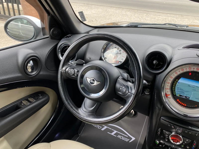 Mini Countryman SD* 4ALL* Key GO* Pano* , снимка 13 - Автомобили и джипове - 51492078