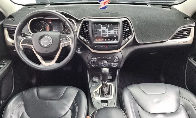 Jeep Cherokee, снимка 7 - Автомобили и джипове - 53370331