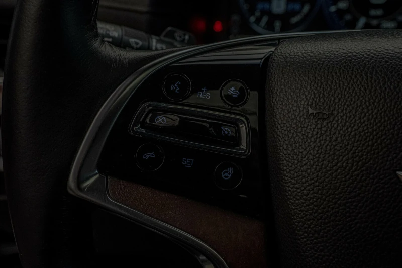 Cadillac Escalade 6.2V8/RSE/Bose/Камера/6+ 1/Обдухване, снимка 13 - Автомобили и джипове - 53491399