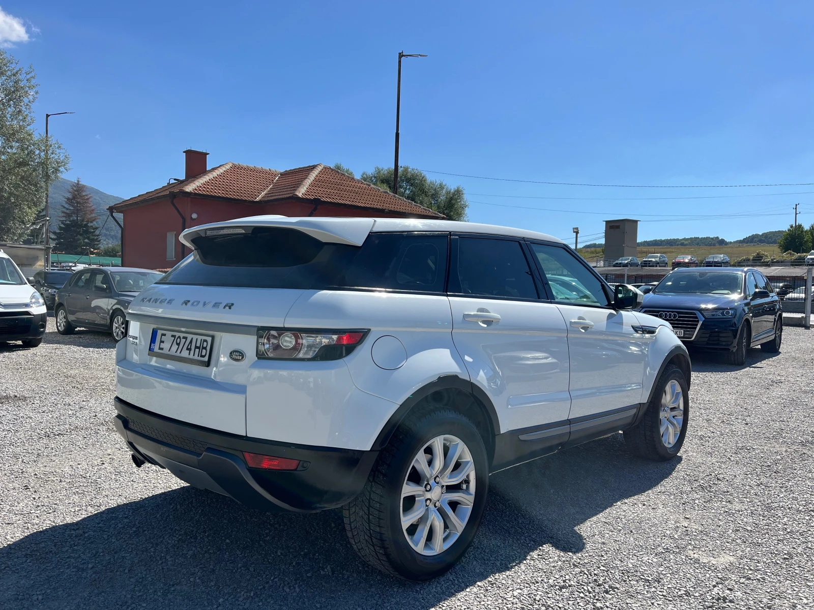 Land Rover Range Rover Evoque 2.2 TD4 - изображение 4
