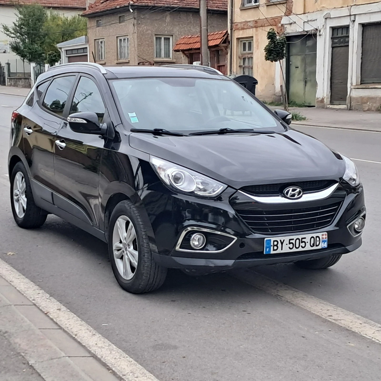 Hyundai IX35 4x4, 2.0GRDI-184к.с.AUTOMAT - изображение 3