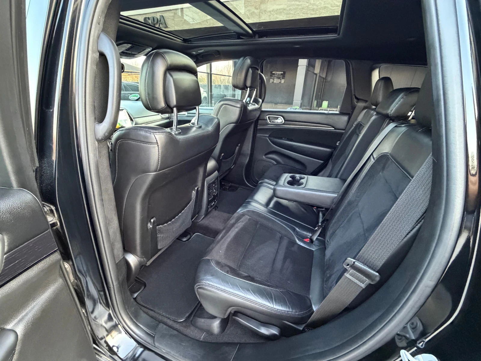 Jeep Grand cherokee SUMMIT= Podgriavane= Obduvane= Panorama= TOP, снимка 13 - Автомобили и джипове - 53348294