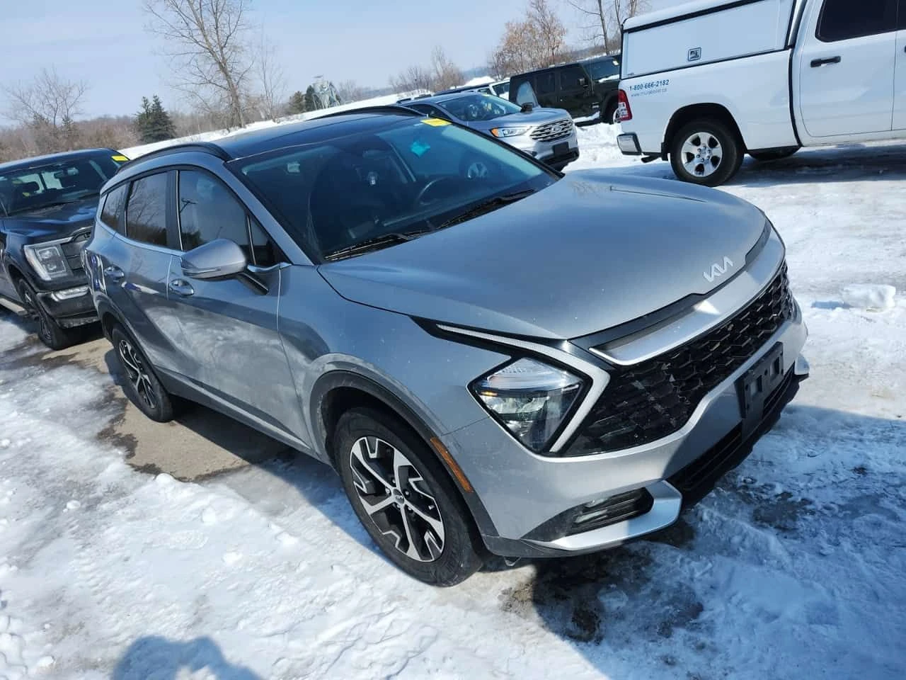 Kia Sportage * EX * ПОДГРЕВИ * ШИБЕДАХ * ОТ ПРЕДСТАВИТЕЛСТВО , снимка 2 - Автомобили и джипове - 53798645