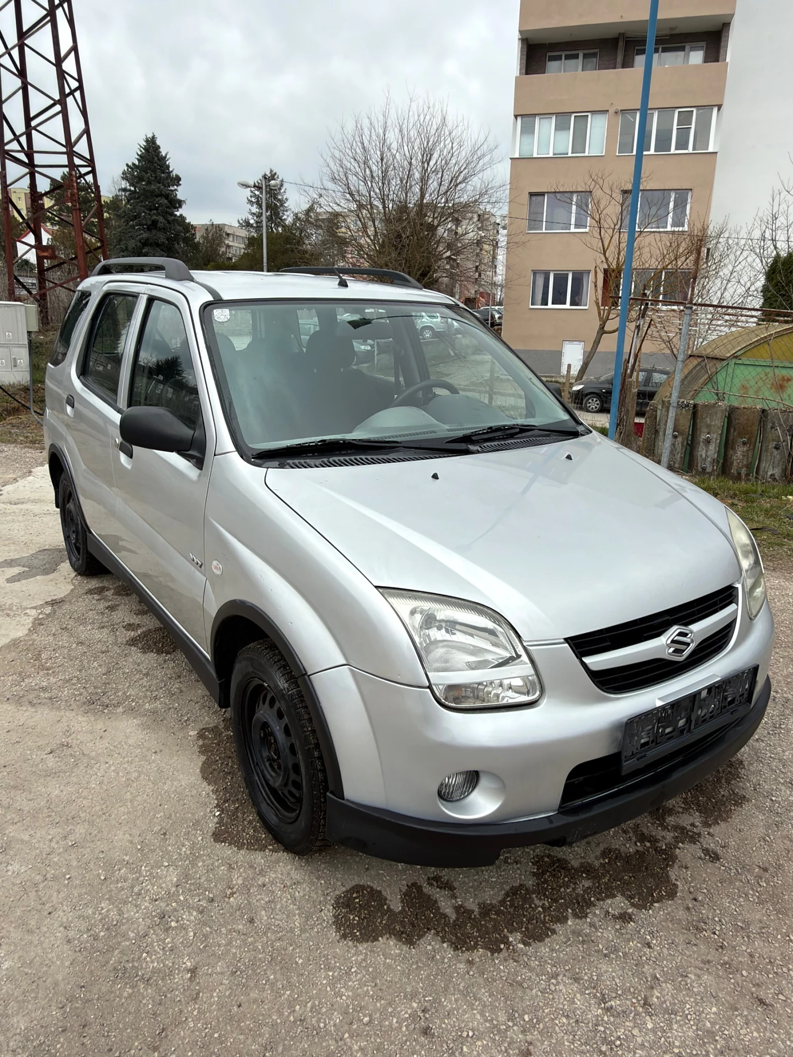 Suzuki Ignis 1.3i klima 4x4, снимка 3 - Автомобили и джипове - 53911256
