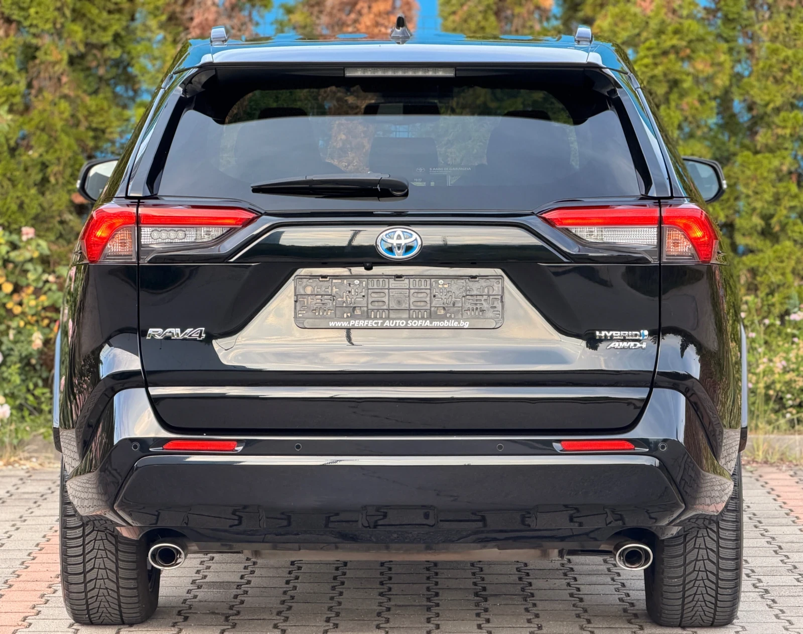 Toyota Rav4 2.5HYBRID-KEYLESS-НАВИ-ПОДГРЕBLACK/EDITION-НОВА!!!, снимка 3 - Автомобили и джипове - 54963061