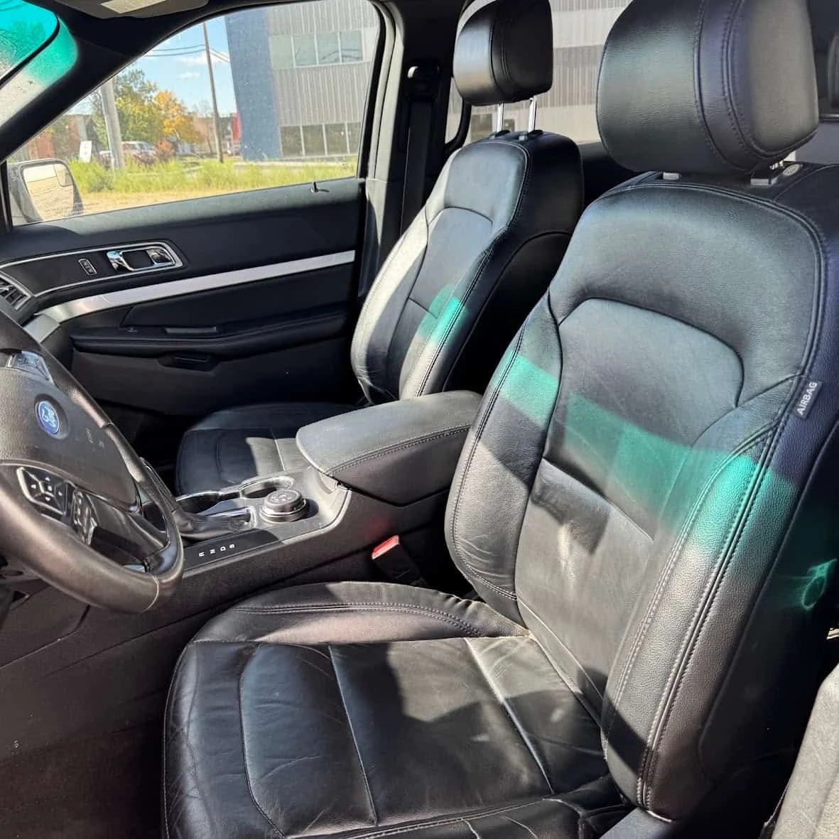Ford Explorer * XLT * АВТОКРЕДИТ БЕЗ ПЪРВОНАЧАЛНА ВНОСКА* , снимка 13 - Автомобили и джипове - 56255446