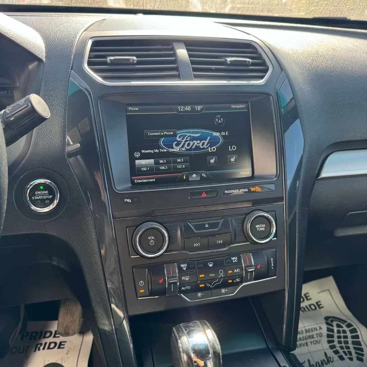 Ford Explorer * XLT * АВТОКРЕДИТ БЕЗ ПЪРВОНАЧАЛНА ВНОСКА* , снимка 12 - Автомобили и джипове - 56255446