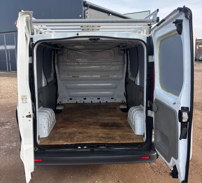 Renault Trafic 2.0 DCI, снимка 7 - Бусове и автобуси - 52838641