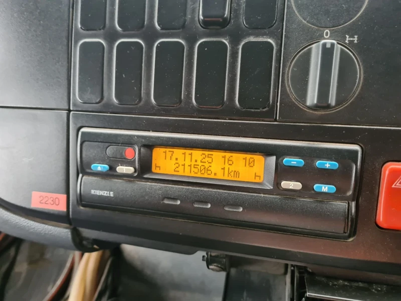 Mercedes-Benz Atego 18 28 EURO 5 МЕТАЧКА, снимка 12 - Камиони - 51795681