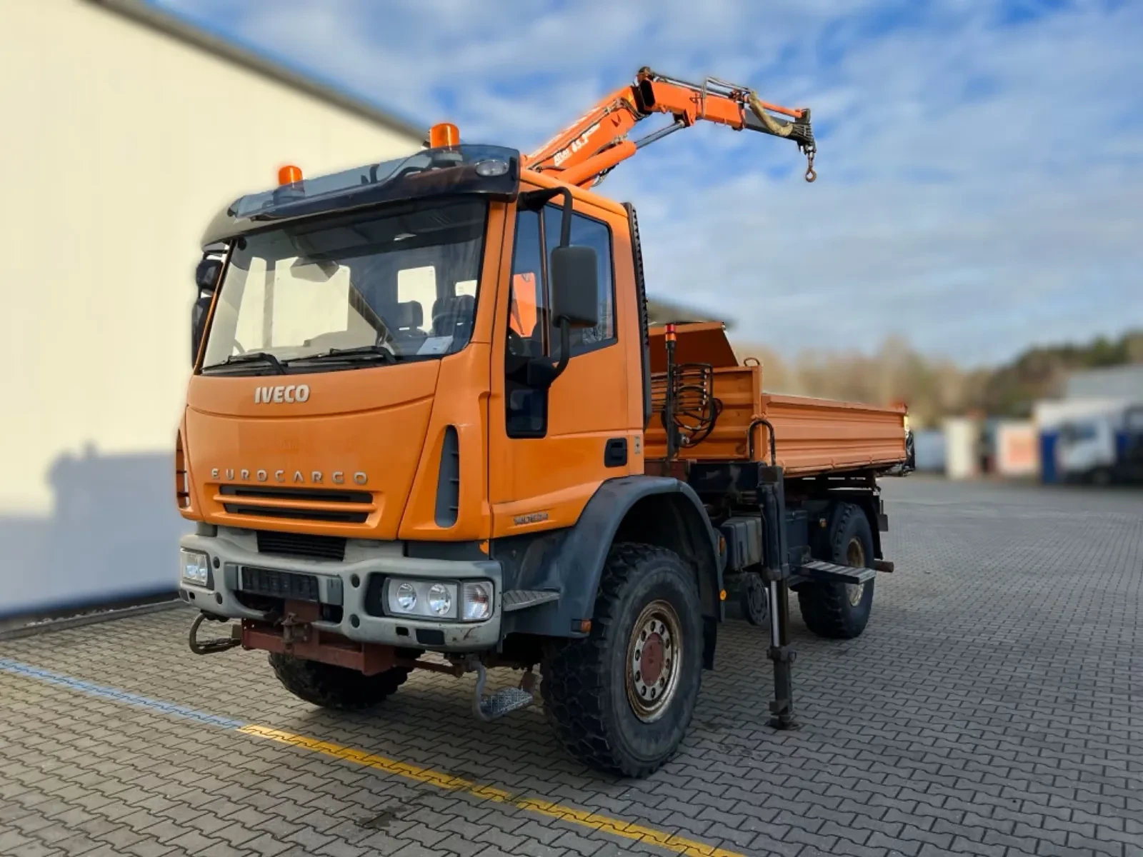Iveco Eurocargo тристранен самосвал с кран Atlas 65.2, снимка 3 - Камиони - 54463797