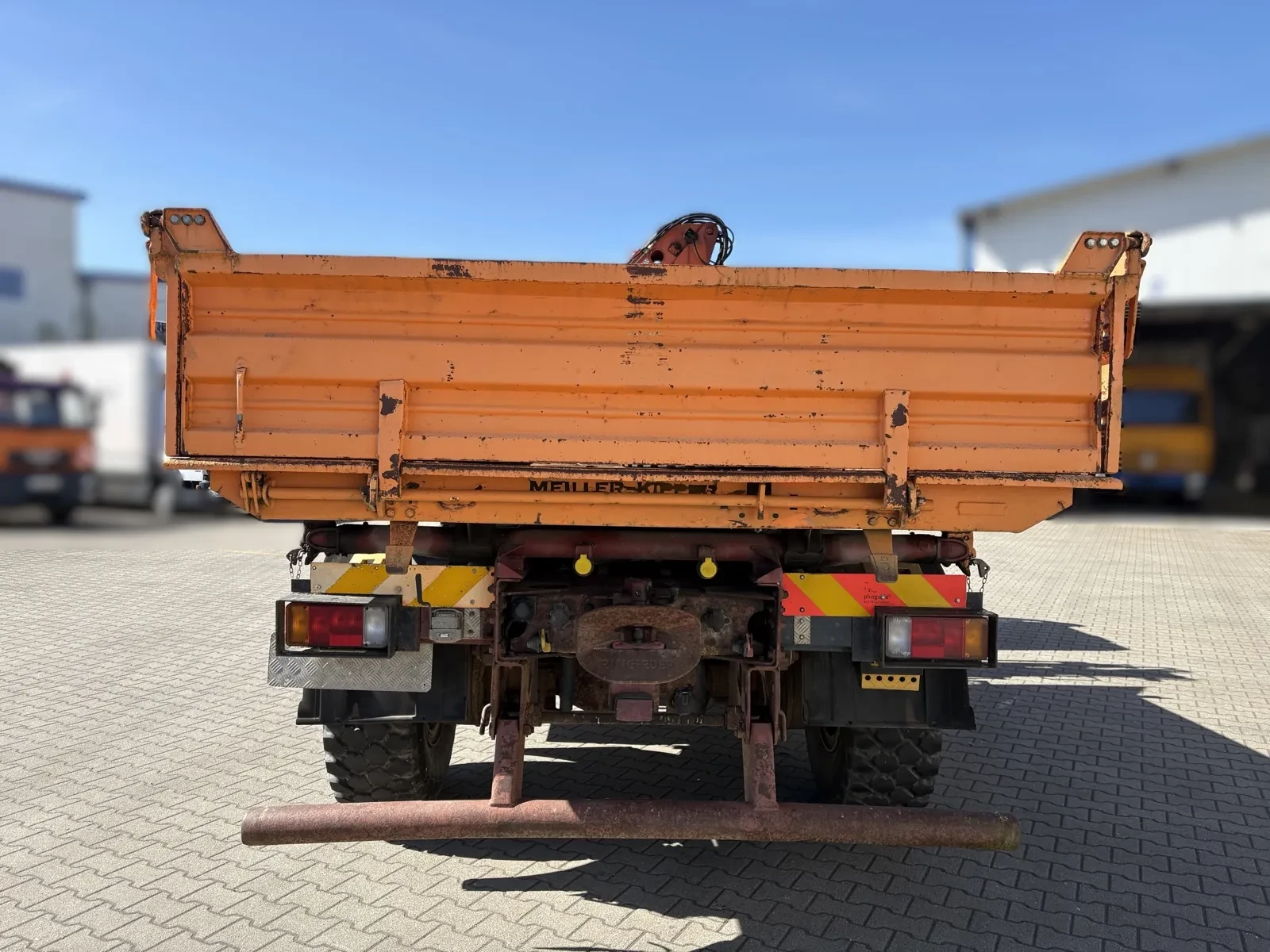 Iveco Eurocargo тристранен самосвал с кран Atlas 65.2, снимка 7 - Камиони - 54463797