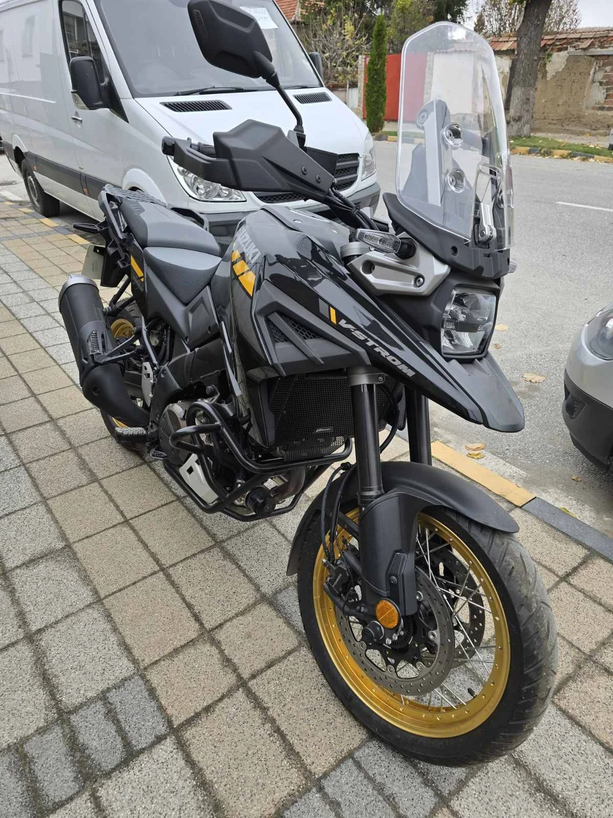 Suzuki V-strom | Mobile.bg   2