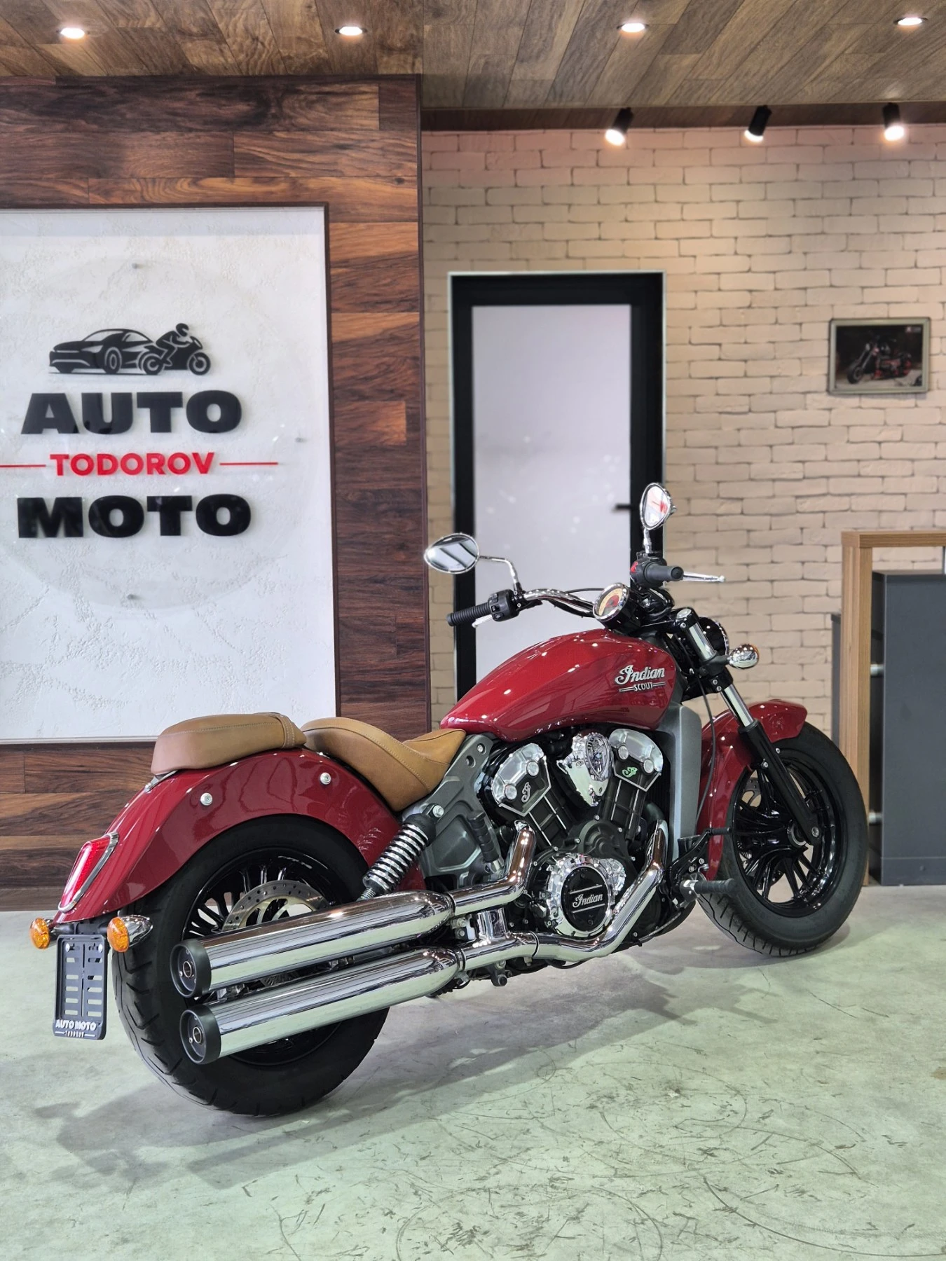 Indian Scout ABS!! Нов внос от Швейцария!!!, снимка 7 - Мотоциклети и мототехника - 55434676