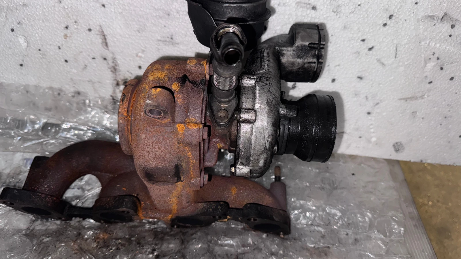    VW Touran - 724930-6 / GT1749VA / 03G253019A | Mobile.bg   1