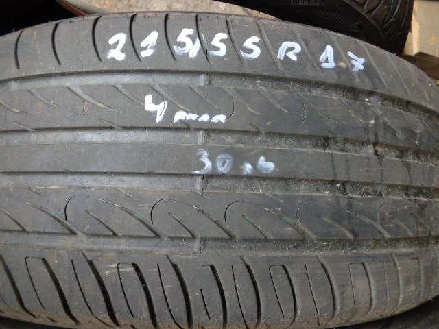 Гуми Летни 215/55R17, снимка 1 - Гуми и джанти - 18657059