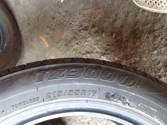 Гуми Летни 215/55R17, снимка 8 - Гуми и джанти - 18657059