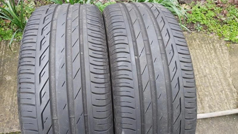 Гуми Летни 215/55R16, снимка 1 - Гуми и джанти - 27926942