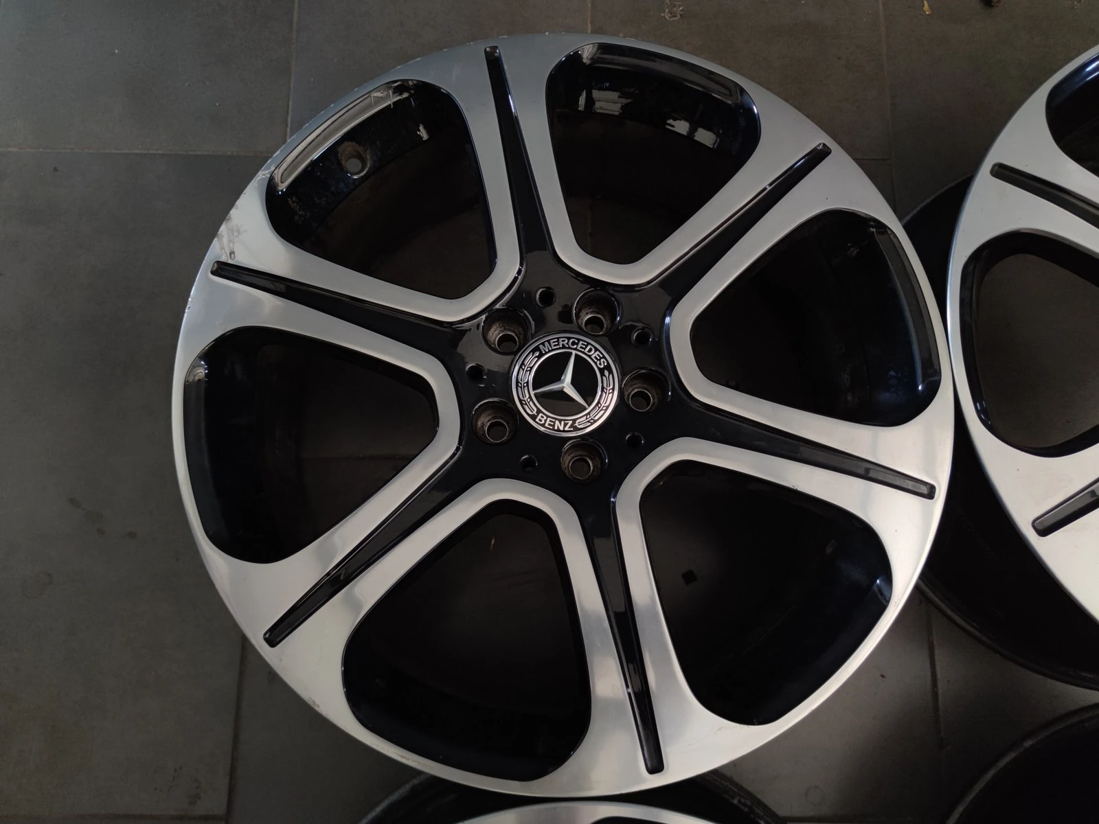 Джанти за Mercedes-Benz, снимка 5 - Гуми и джанти - 56716450
