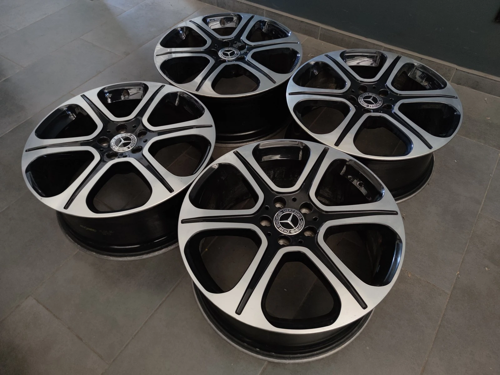 Джанти за Mercedes-Benz, снимка 4 - Гуми и джанти - 56716450