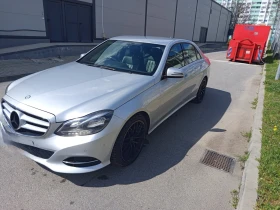 Mercedes-Benz E 220, снимка 2