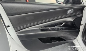 Hyundai Elantra 1.6 LPi , снимка 13