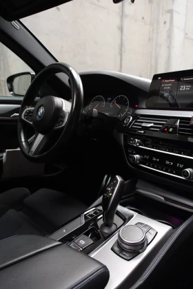 BMW 530 BMW 525d M Sport | 231 �.�. | ACC | Harman Kardon | Mobile.bg � ����� ������ 9