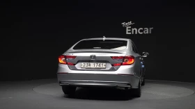 Honda Accord 2.0 Hybrid* HUD* 360* ПОДГРЕВ ВОЛАН* ЛЮК* КРАЙНА Ц | Auto.bg — изображение 4