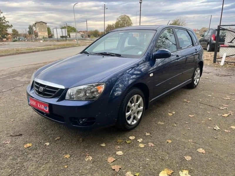 Kia Cerato, снимка 1 - Автомобили и джипове - 47313142