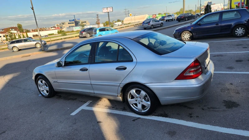 Mercedes-Benz C 200, снимка 6 - Автомобили и джипове - 47780196