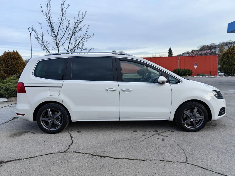 Seat Alhambra 2.0TDI ОБСЛУЖЕНА!!!, снимка 6 - Автомобили и джипове - 48135628