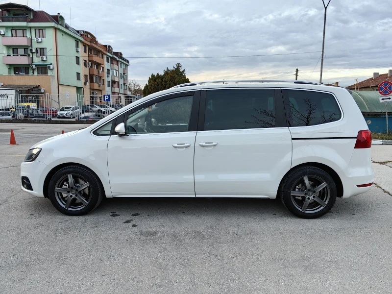 Seat Alhambra 2.0TDI ОБСЛУЖЕНА!!!, снимка 7 - Автомобили и джипове - 48135628