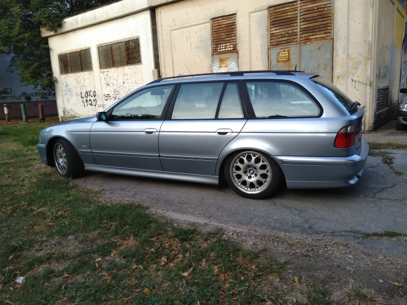 BMW 525, снимка 1 - Автомобили и джипове - 48296899