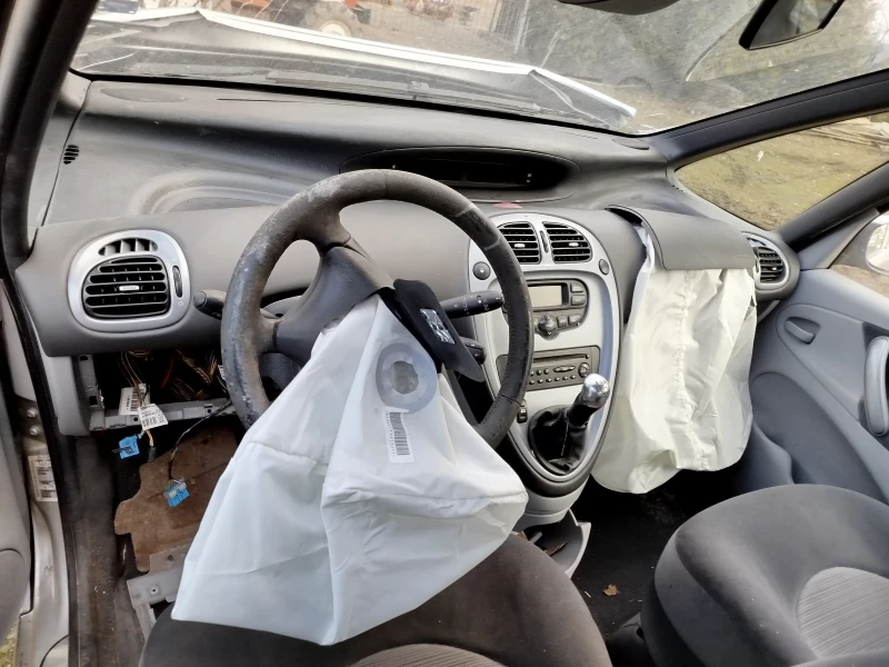 Citroen Xsara picasso, снимка 4 - Автомобили и джипове - 49162889