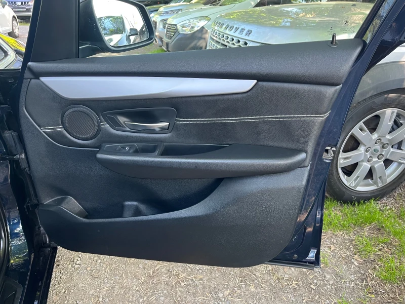 BMW 218 ACTIVE TOURER, снимка 13 - Автомобили и джипове - 50317566