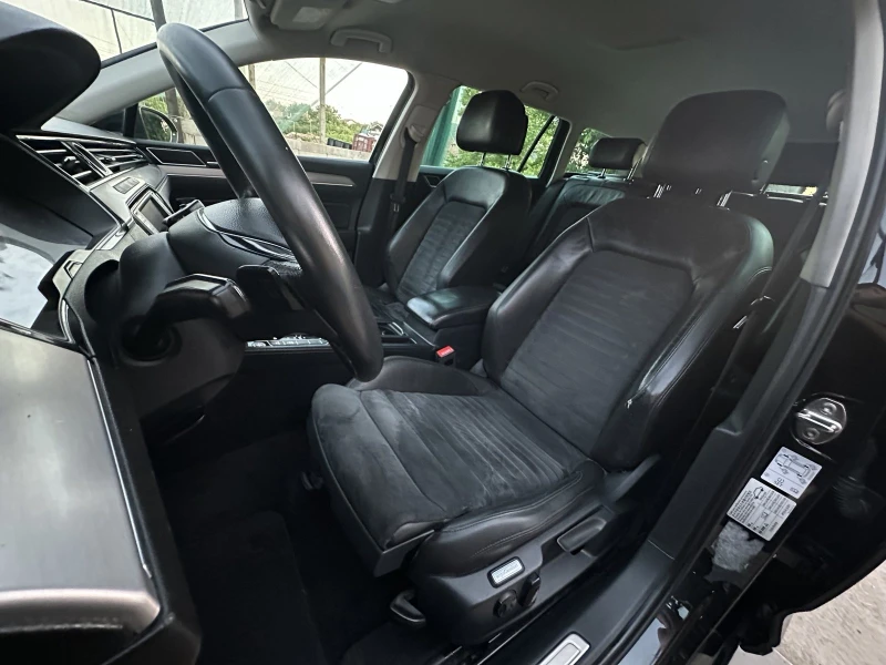 VW Passat Highline Дигитално Табло Автомат Лизинг , снимка 13 - Автомобили и джипове - 50801459