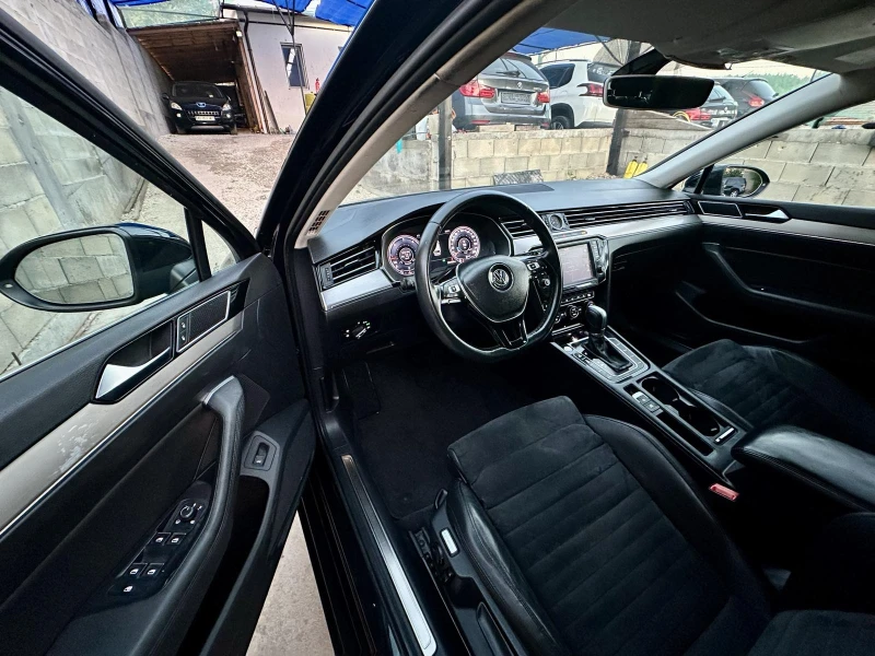 VW Passat Highline Дигитално Табло Автомат Лизинг , снимка 9 - Автомобили и джипове - 50801459