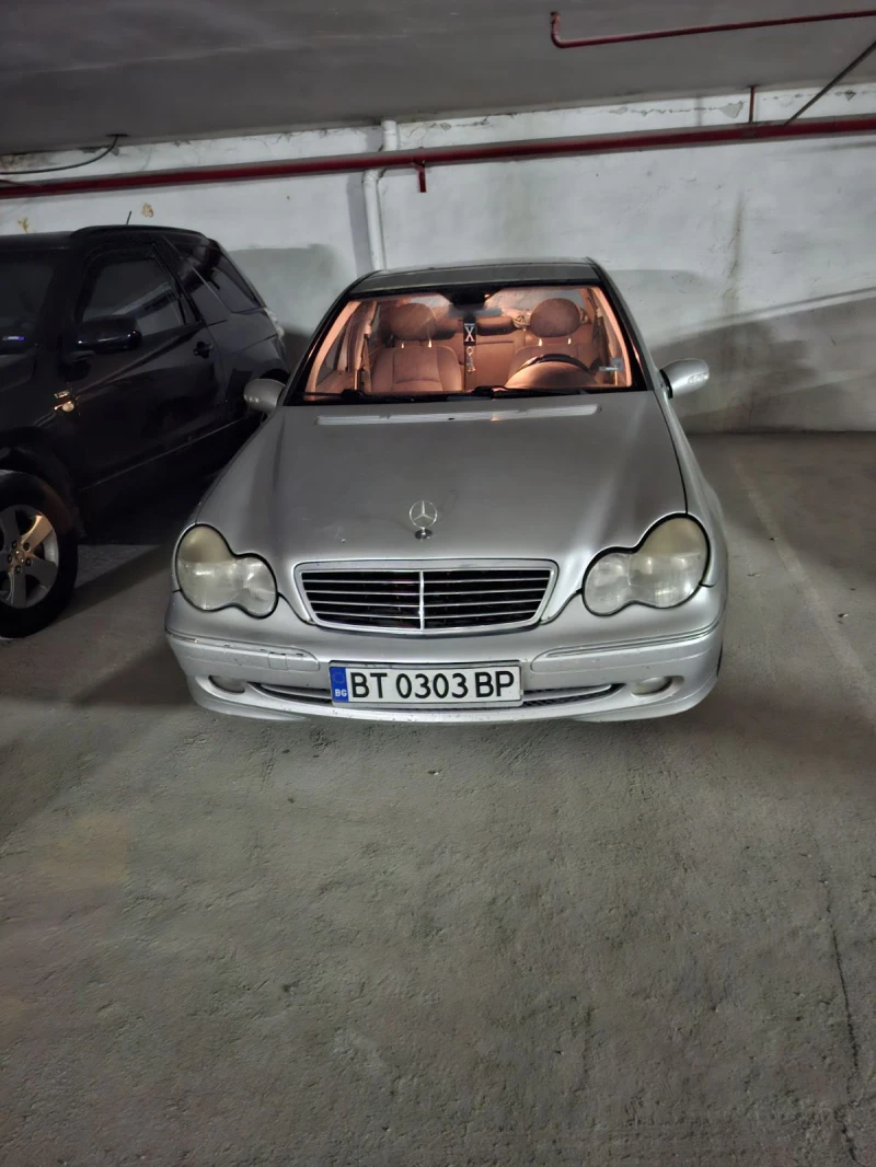 Mercedes-Benz C 220, снимка 6 - Автомобили и джипове - 52554605
