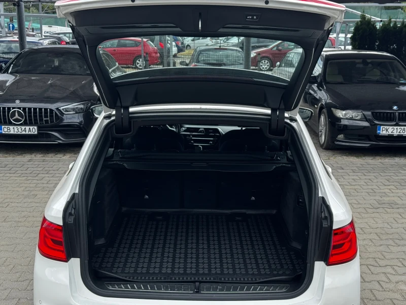 BMW 530 d xDrive Touring M-Sport Keyless Distronic AdapLED, снимка 17 - Автомобили и джипове - 51700875