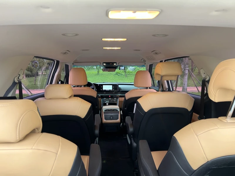 Kia Carnival 4th Generation 9-Seater Prestiege ПРОВЕРЕНА, снимка 6 - Автомобили и джипове - 52351168